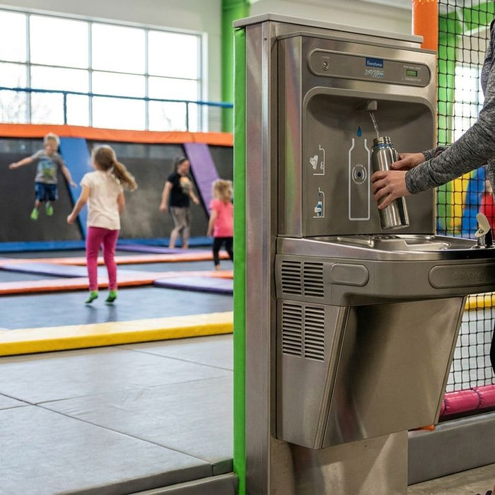 Drinking fountain for indoor trampoline parks