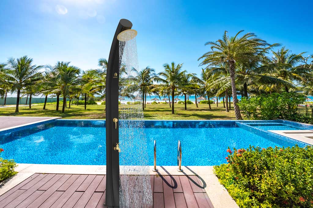 Corrosion Resistant Pool Showers For Hotels, Resorts And Aquatic Centers - The Fountain Direct