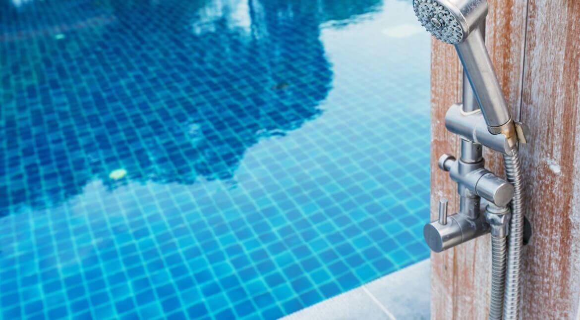 Winterizing And Freeze-Protecting Outdoor Shower Towers In Cold Climates - The Fountain Direct