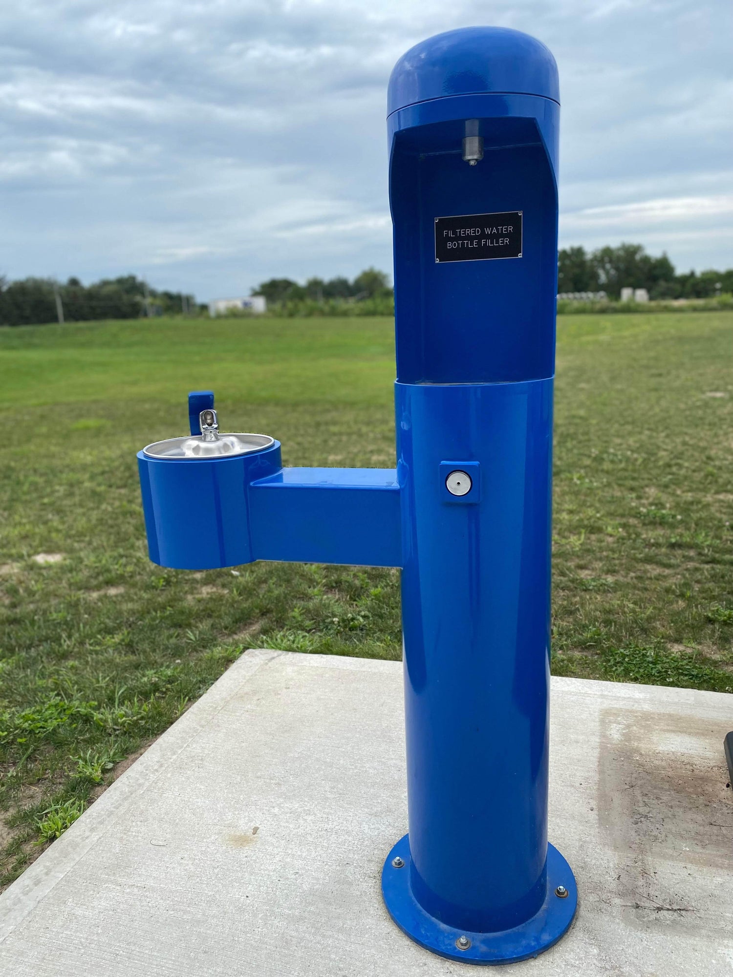 Stern-Williams 7700 Public Drinking Water Fountain & Bottle Filler For Parks – Pet Fountain Option - The Fountain Direct 