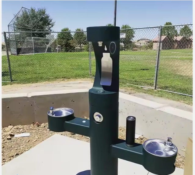 Bi-Level Outdoor Bottle Filling Station with Pedestal Design, Non-Filtered and Non-Refrigerated, Evergreen Finish