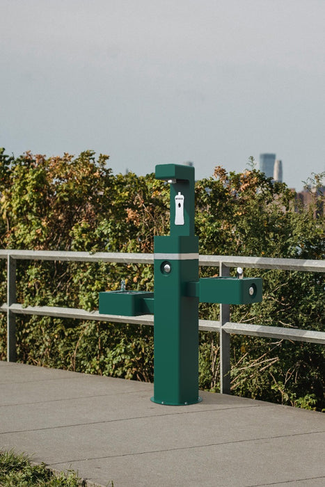 Oasis DGM-BC-FF-GRN Outdoor, Free-Standing Bottle Filler with Split-Level Drinking Fountains – Non-Refrigerated